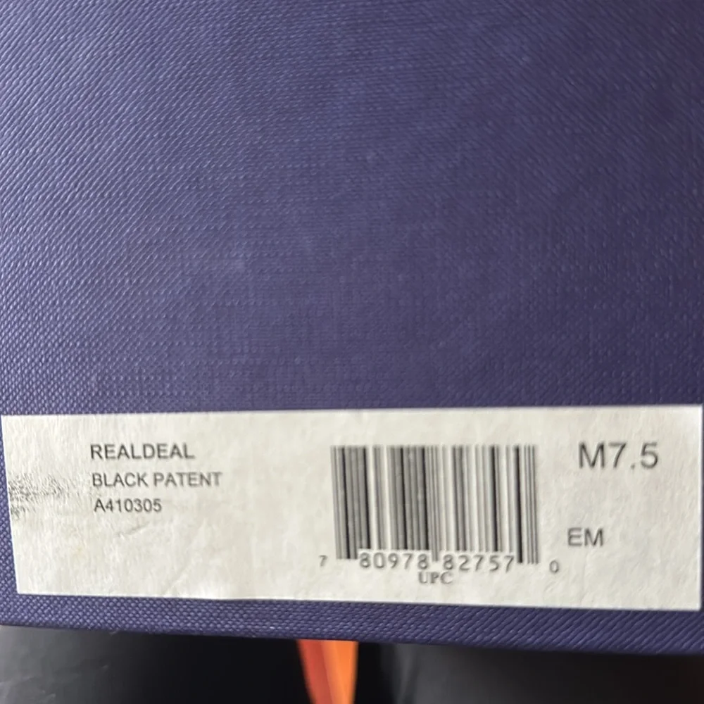 Stuart Weitzman Real Deal black patent platform healed sandal - Picture 5 of 12